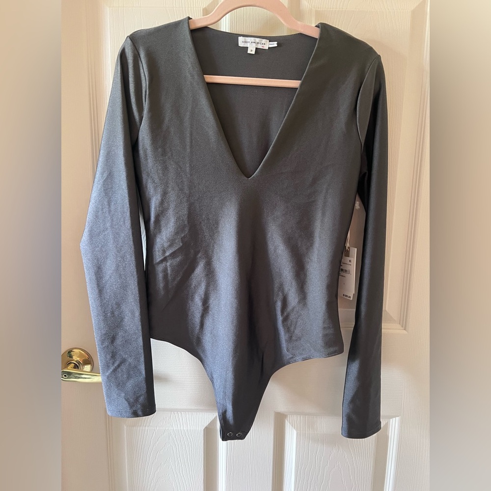 Good American Chrome Stretch V-Neck Long Sleeve Bodysuit Size 3 /Large NWT